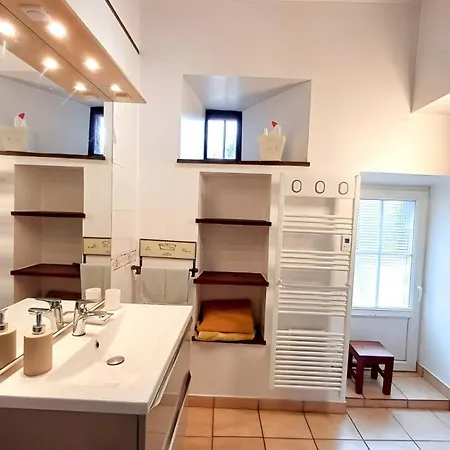 Maison De Dans Grand Jardin Arbore A La Chapelle-saint-fray Proche Le Mans Sarthe, Pays-de-la-loire Feriehus *