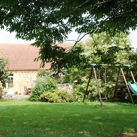 Maison De Dans Grand Jardin Arbore A La Chapelle-saint-fray Proche Le Mans Sarthe, Pays-de-la-loire Holiday home Domfront-en-Champagne