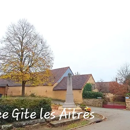 Maison De Dans Grand Jardin Arbore A Proche Le Mans Sarthe, Pays-de-la-loire * La Chapelle-Saint-Fray