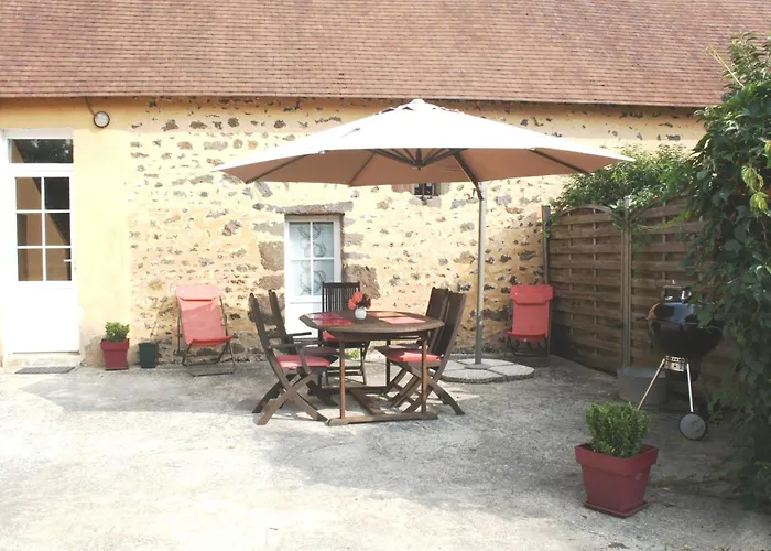 Maison De Dans Grand Jardin Arbore A Proche Le Mans Sarthe, Pays-de-la-loire * La Chapelle-Saint-Fray